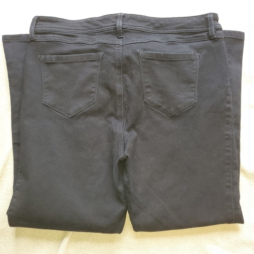 Torrid black jeans - Picture 3 of 6